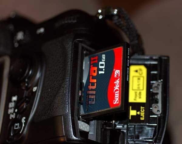 1 GB CF v zrcadlovce Nikon D200