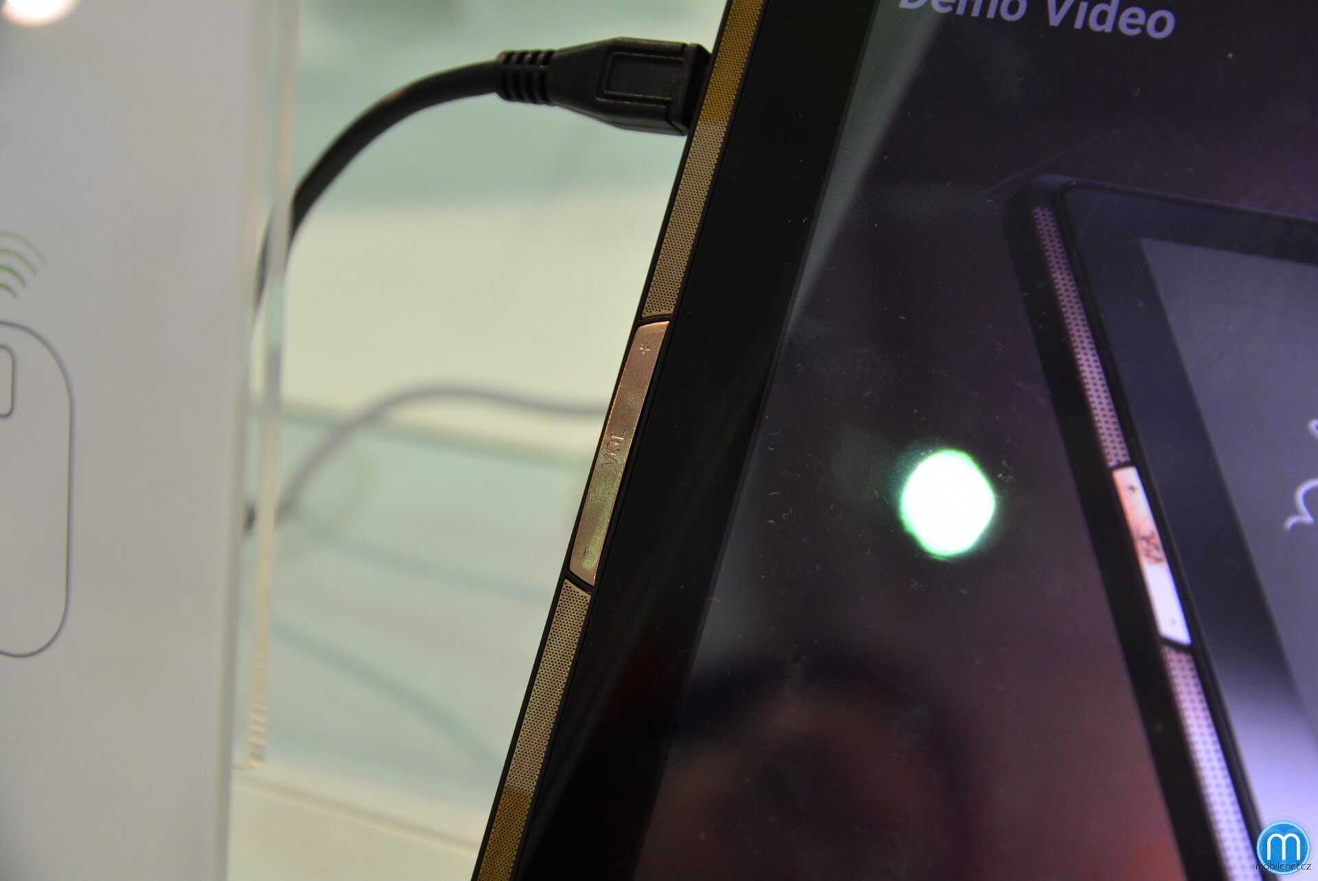 Acer Iconia Tab 10 (2016)