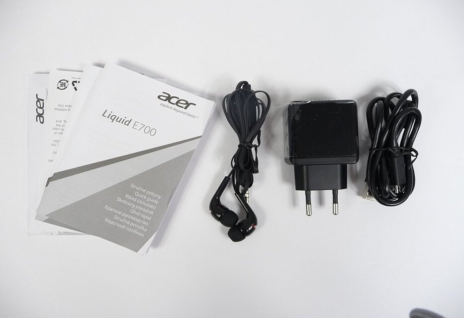 Acer Liquid E700