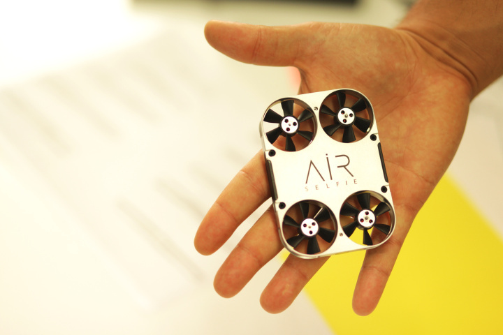 AirSelfie