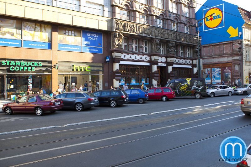 Akce Vodafone / HTC Brand Store