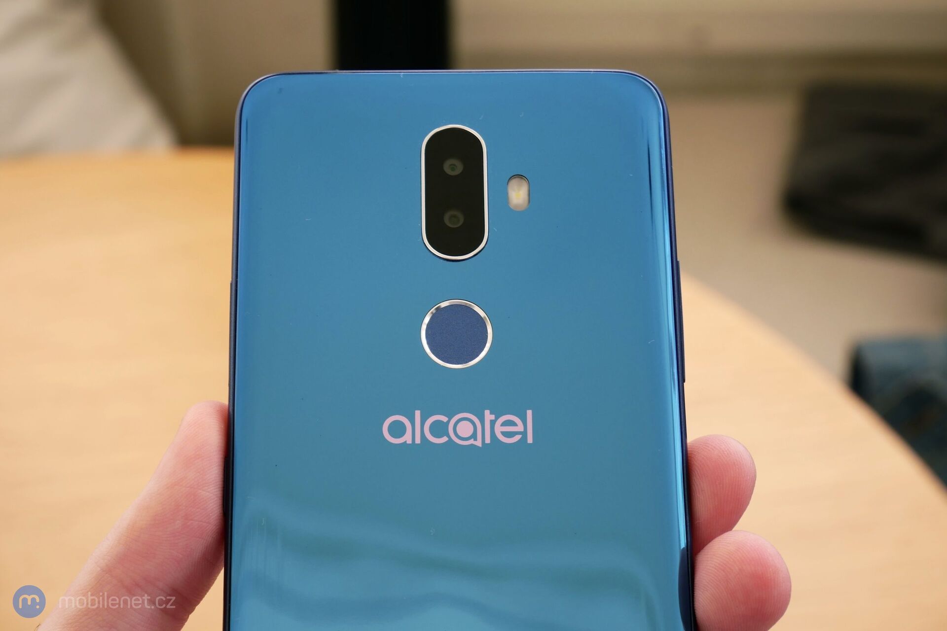 Alcatel 3V