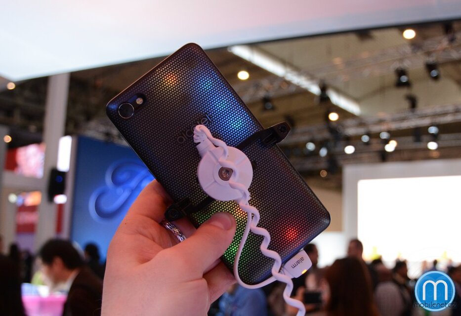 Alcatel A5 LED