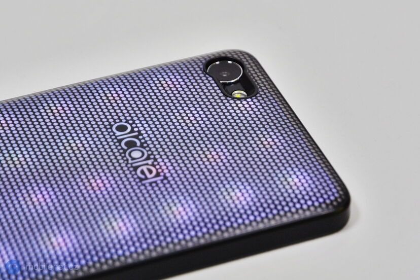 Alcatel A5 LED