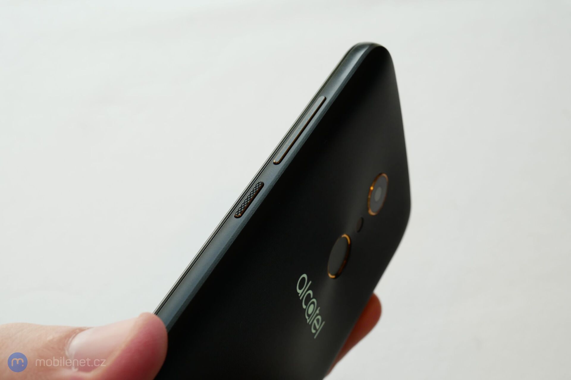 Alcatel A7