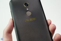 Alcatel A7