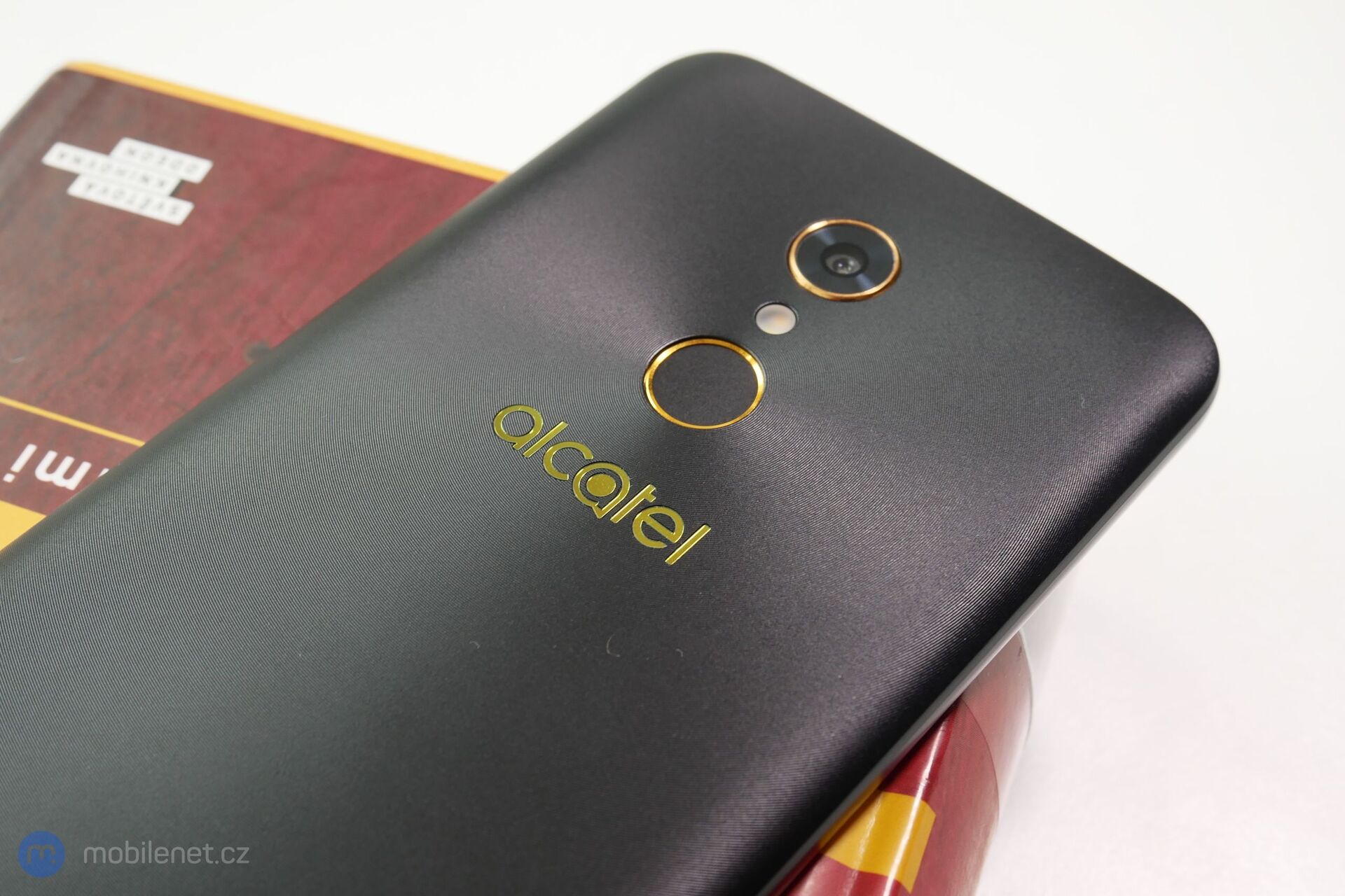 Alcatel A7