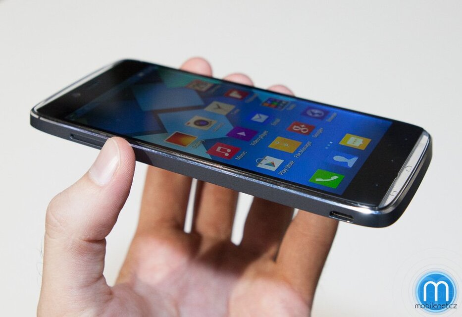 Alcatel One Touch Idol α