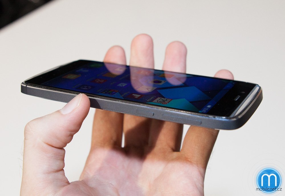 Alcatel One Touch Idol α