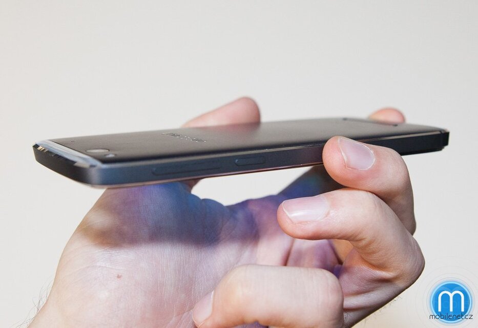 Alcatel One Touch Idol α