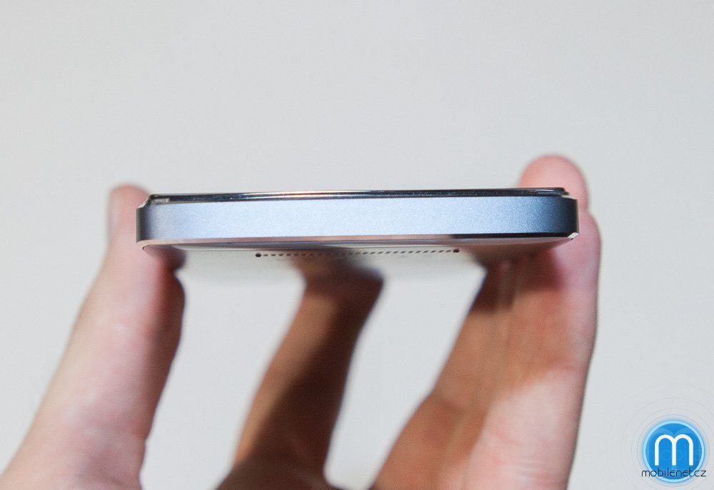 Alcatel One Touch Idol α