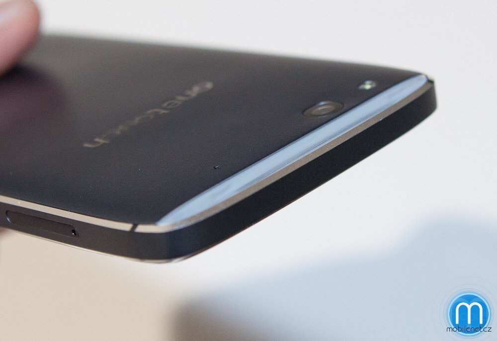 Alcatel One Touch Idol α