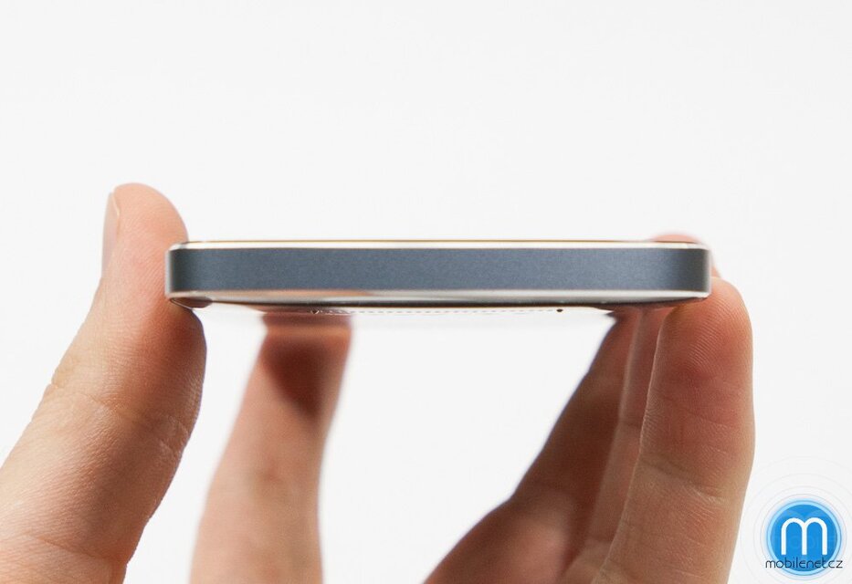 Alcatel One Touch Idol α