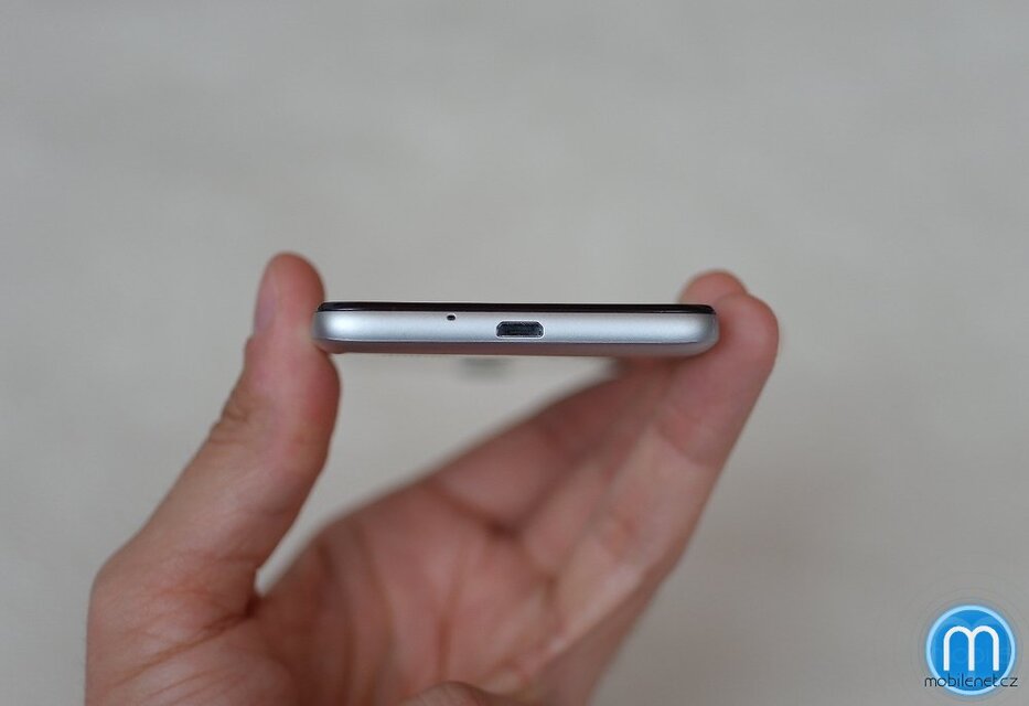 Alcatel One Touch Idol