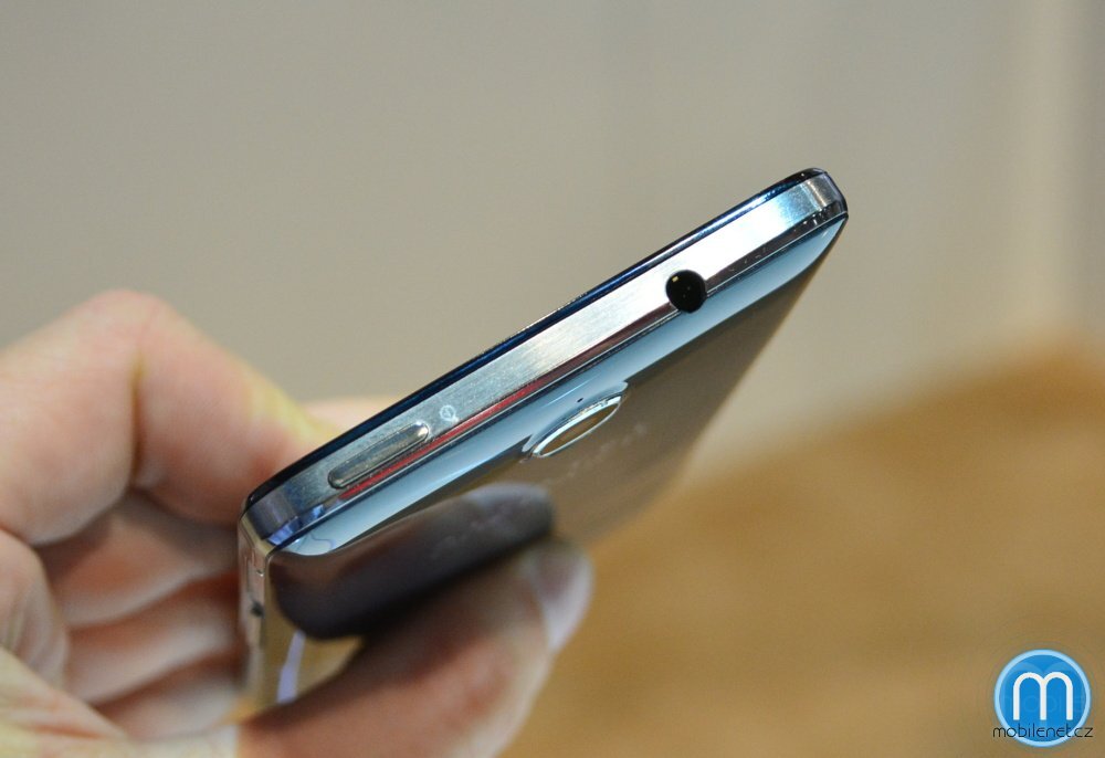 Alcatel One Touch Idol X +