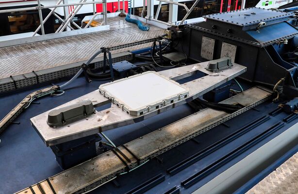 Anténa Starlink na střeše vlaku Českých drah