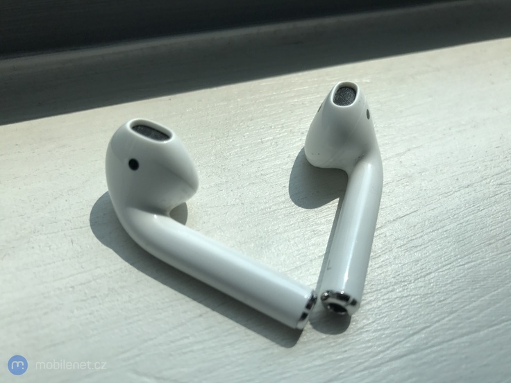 Apple AirPods