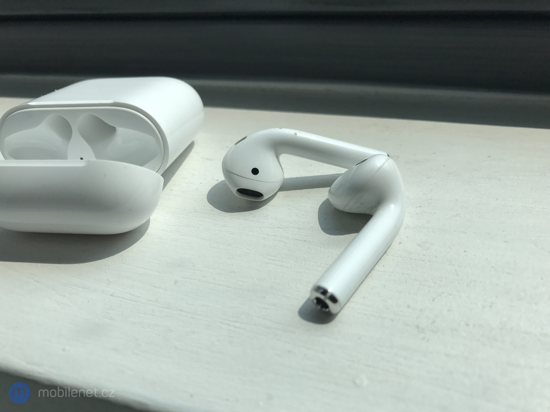 Apple AirPods