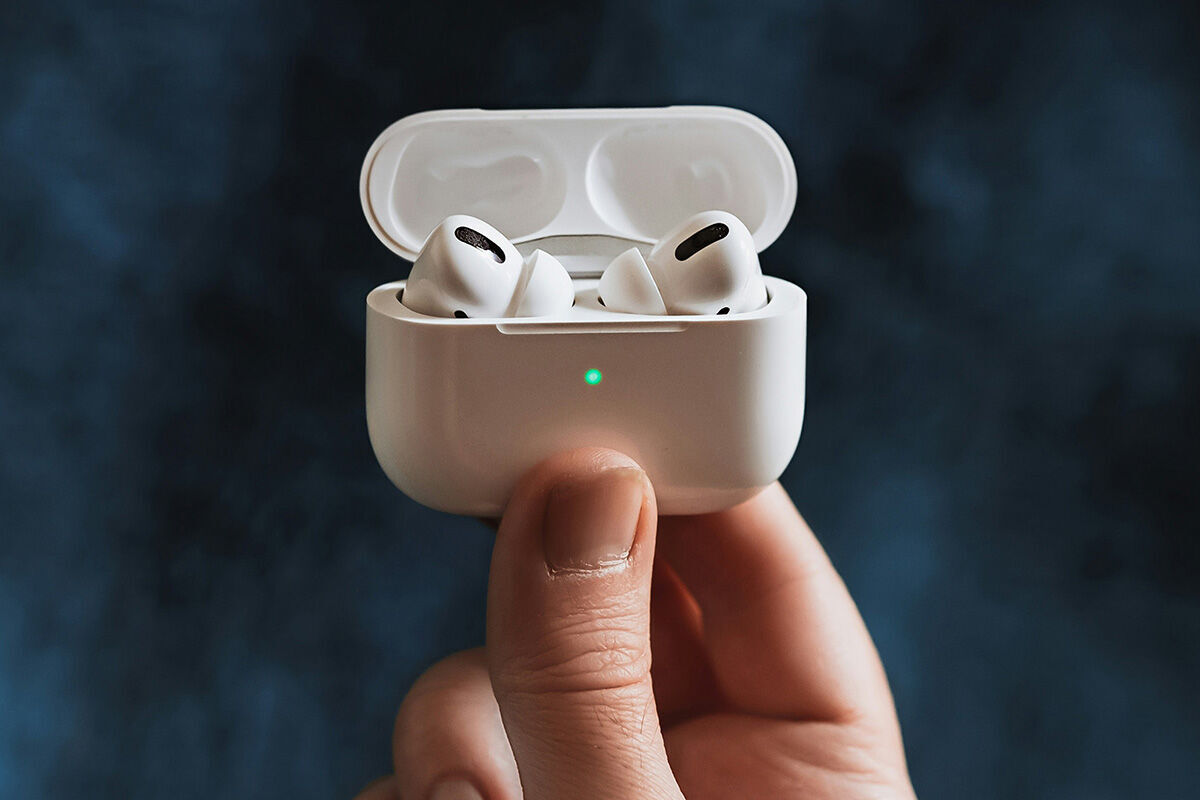 Apple AirPods