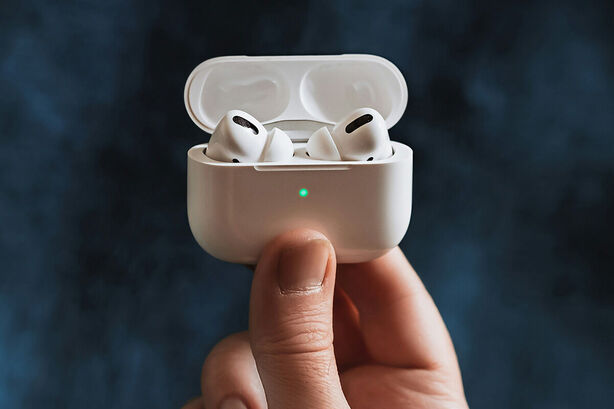 Apple AirPods
