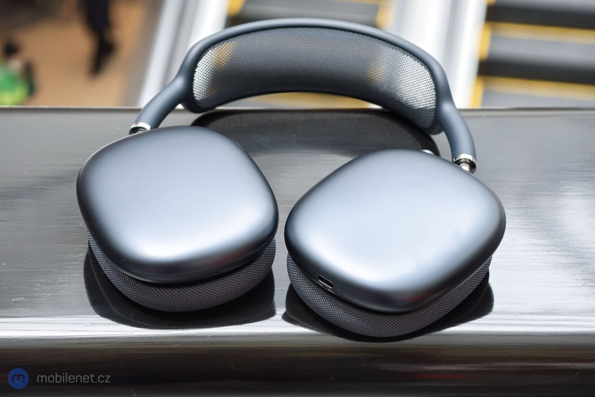 Apple AirPods Max 2