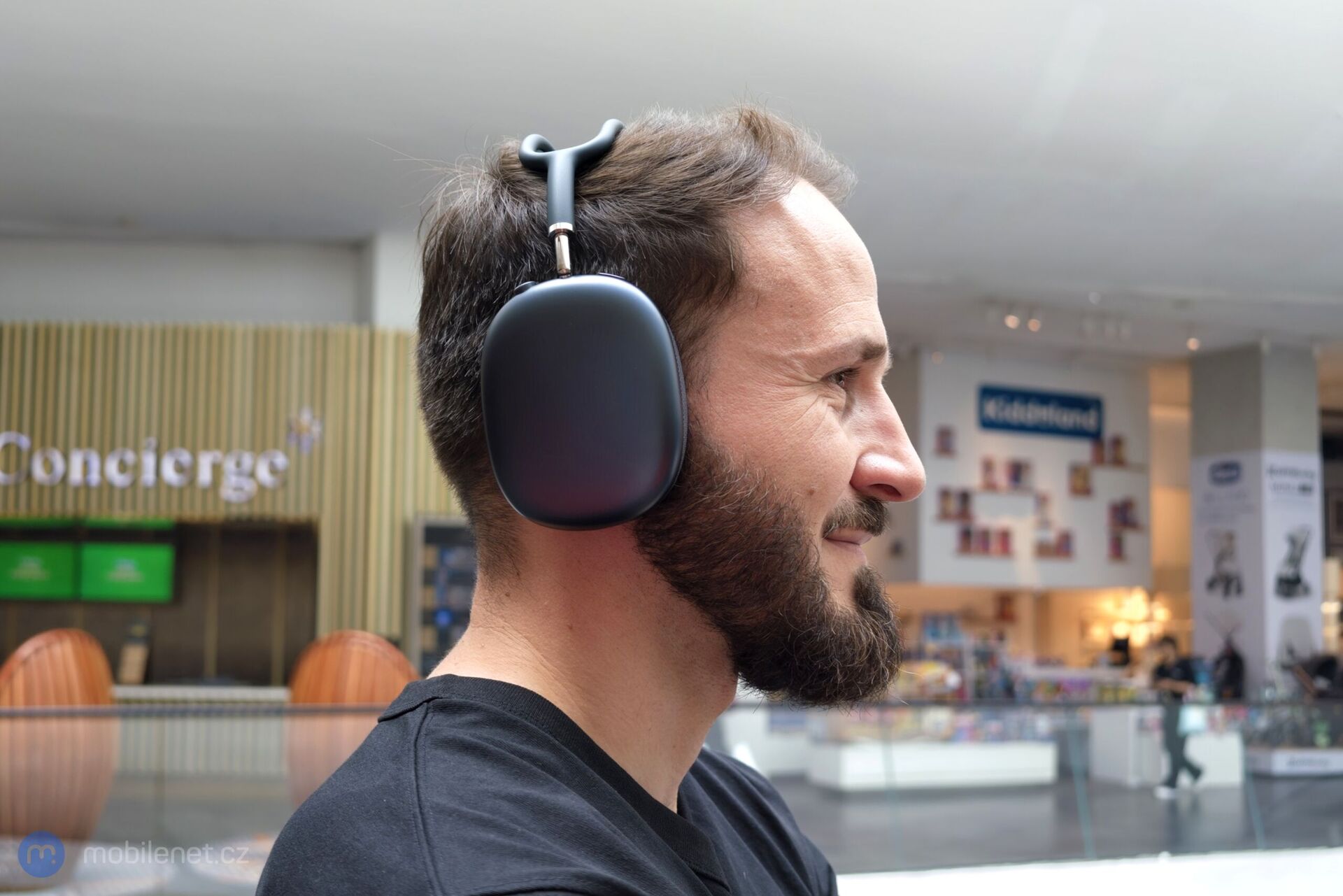 Apple AirPods Max 2
