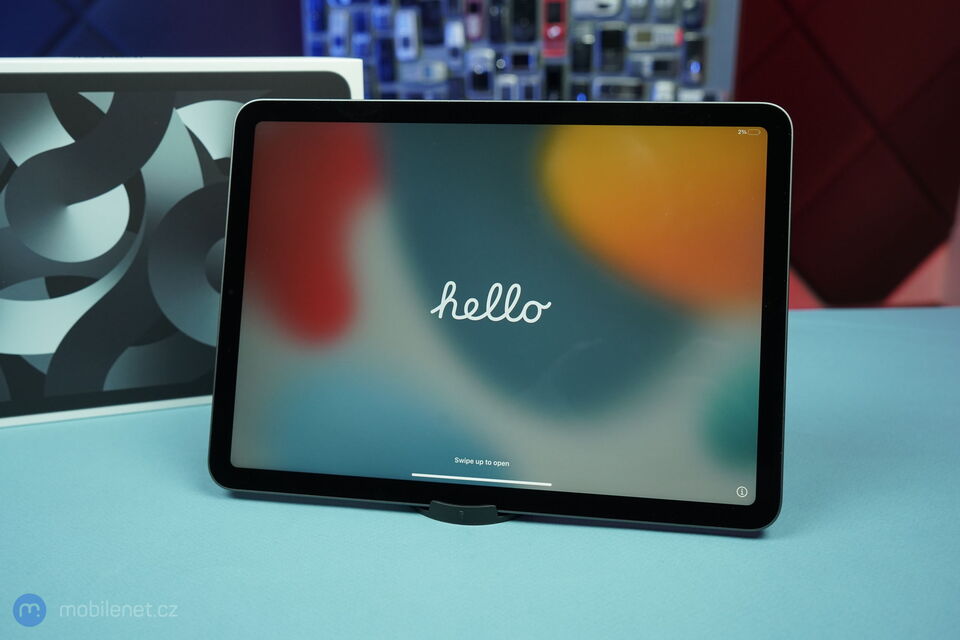 Apple iPad Air (2022)