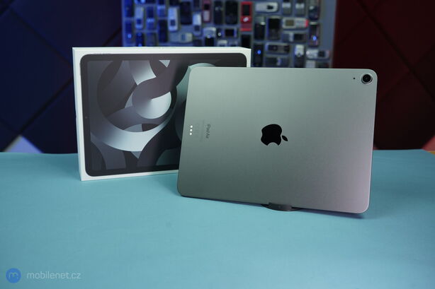 Apple iPad Air (2022)