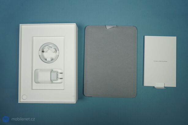 Apple iPad Air (2022)