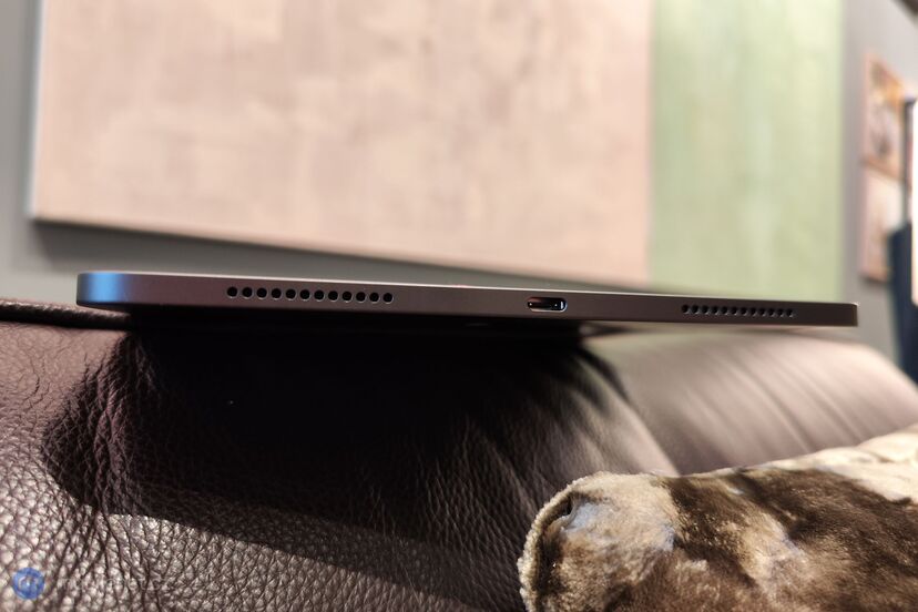 Apple iPad Air (2022)