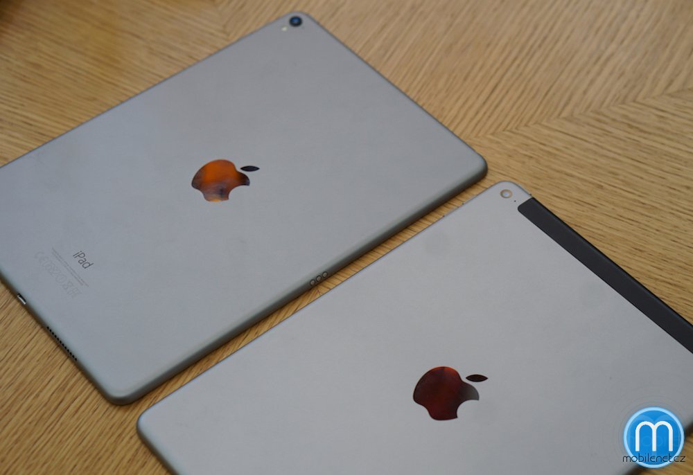 Apple iPad Pro (9.7)