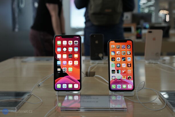 Apple iPhone 11