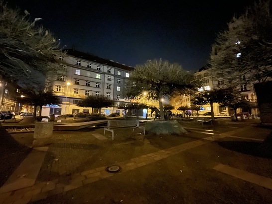 Apple iPhone 12 mini