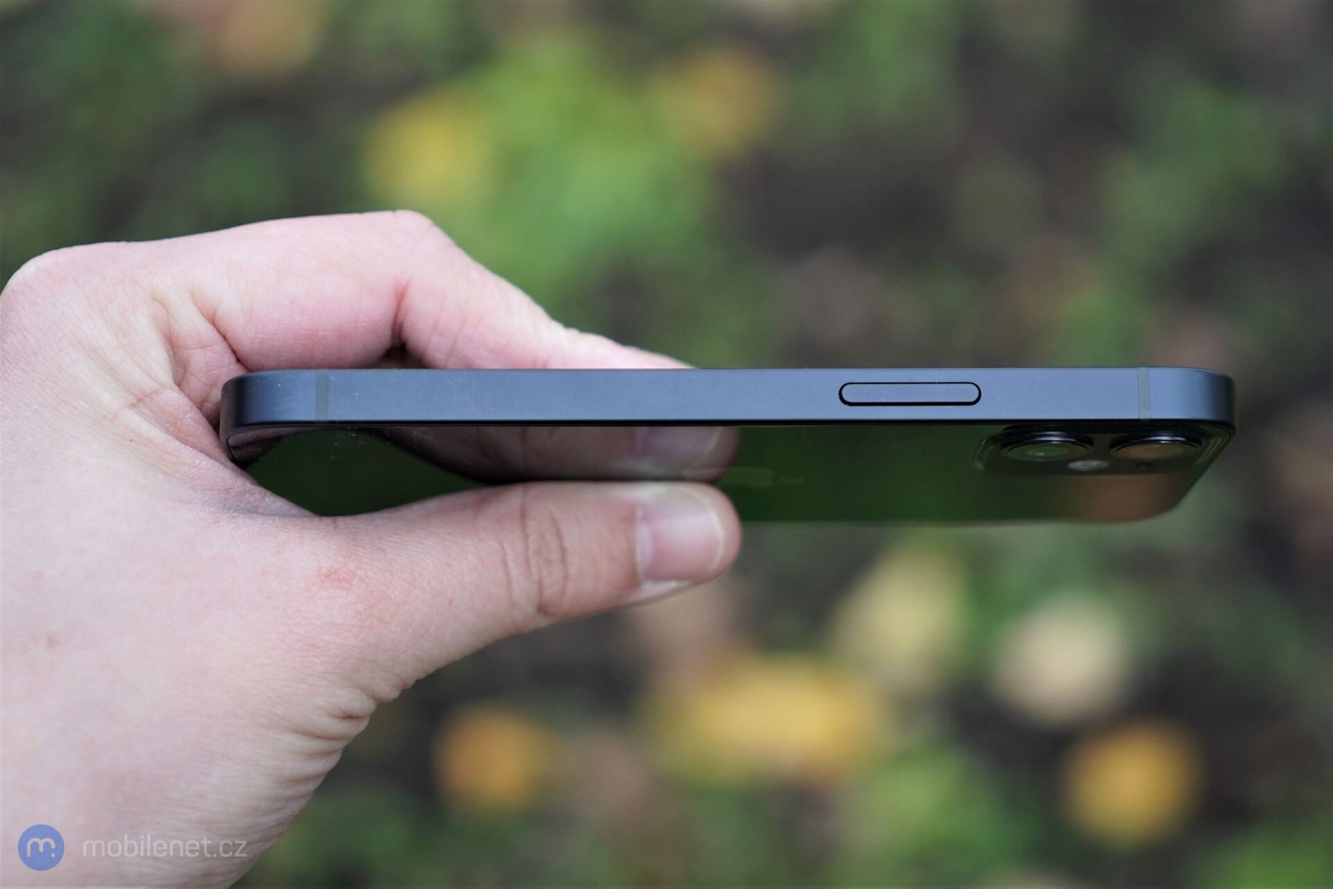 Apple iPhone 12 mini