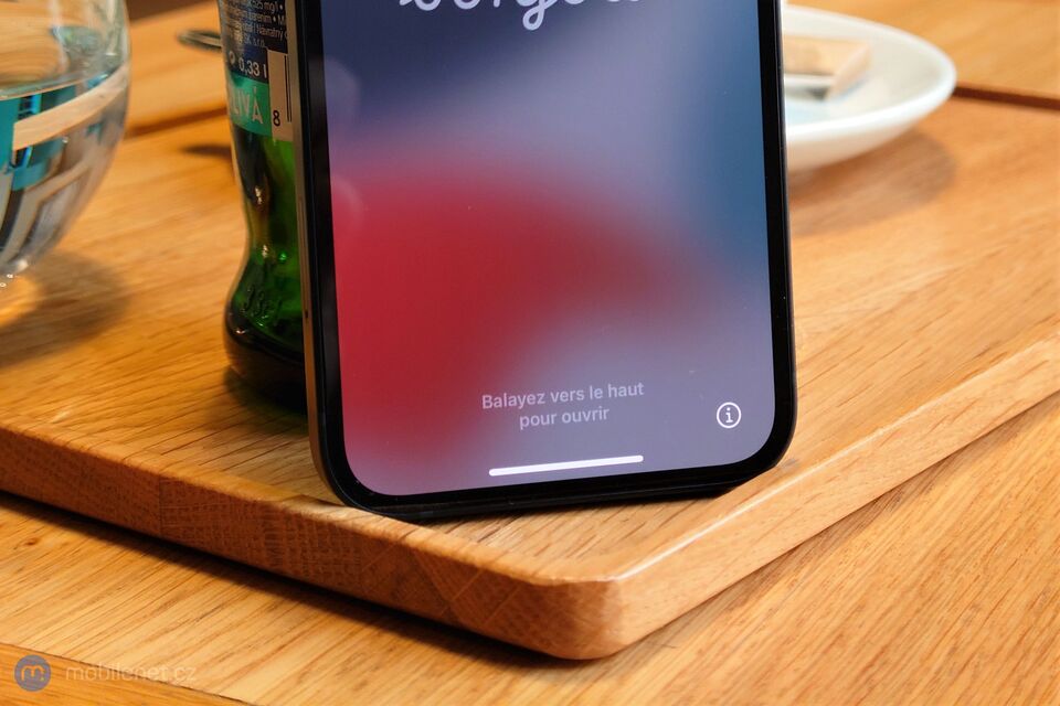 Apple iPhone 13 mini