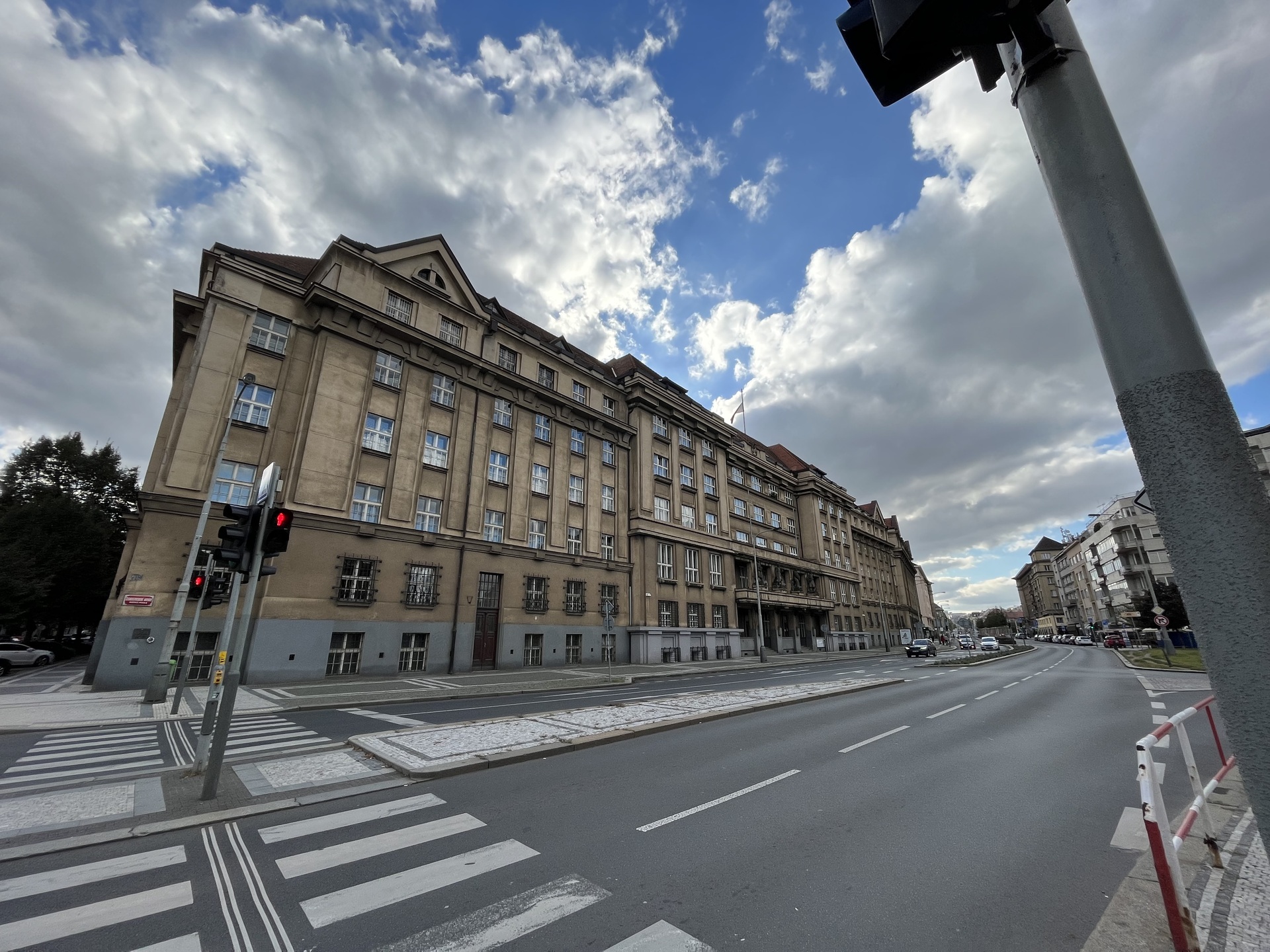 Apple iPhone 13 mini