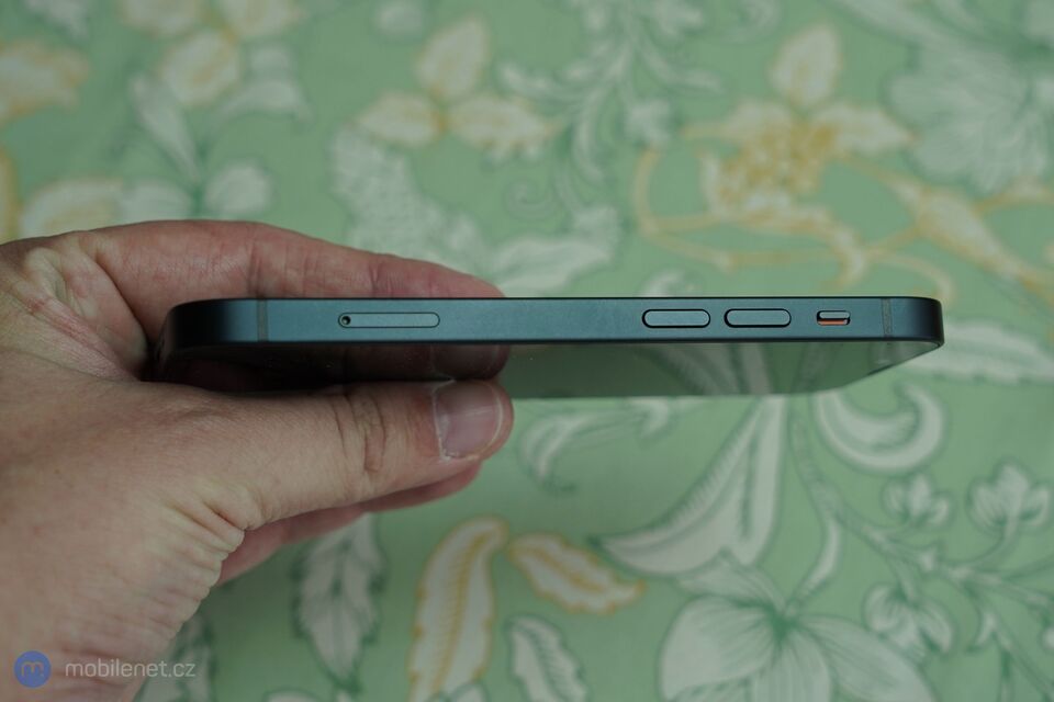 Apple iPhone 13 mini