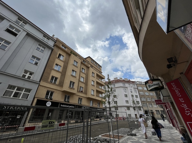 Apple iPhone 13 mini