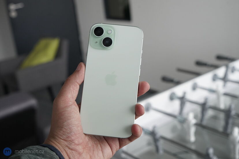 Apple iPhone 15