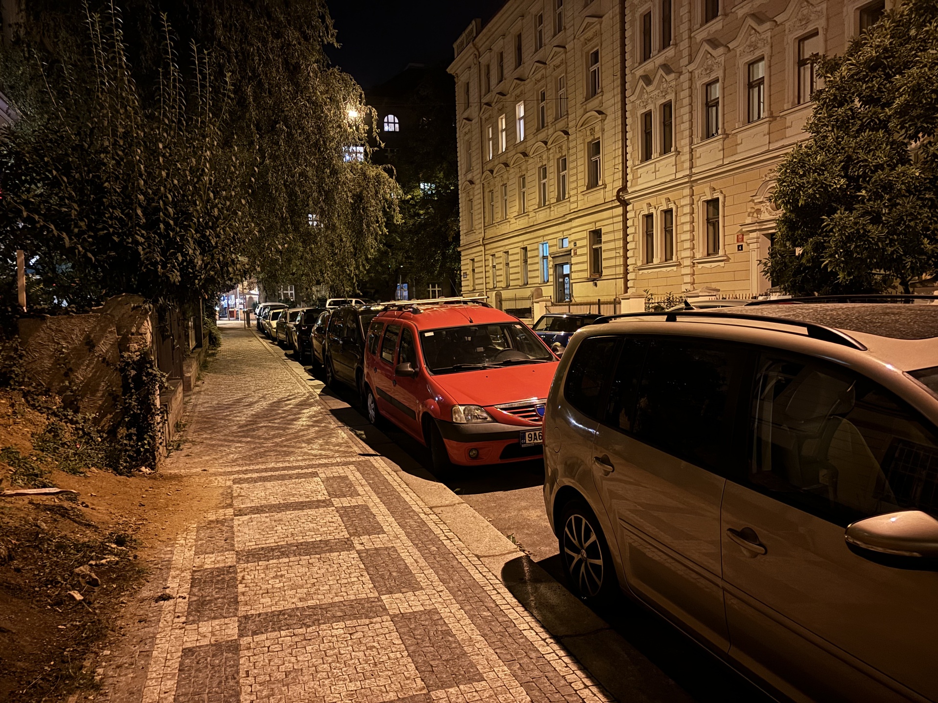 Apple iPhone 15 Plus