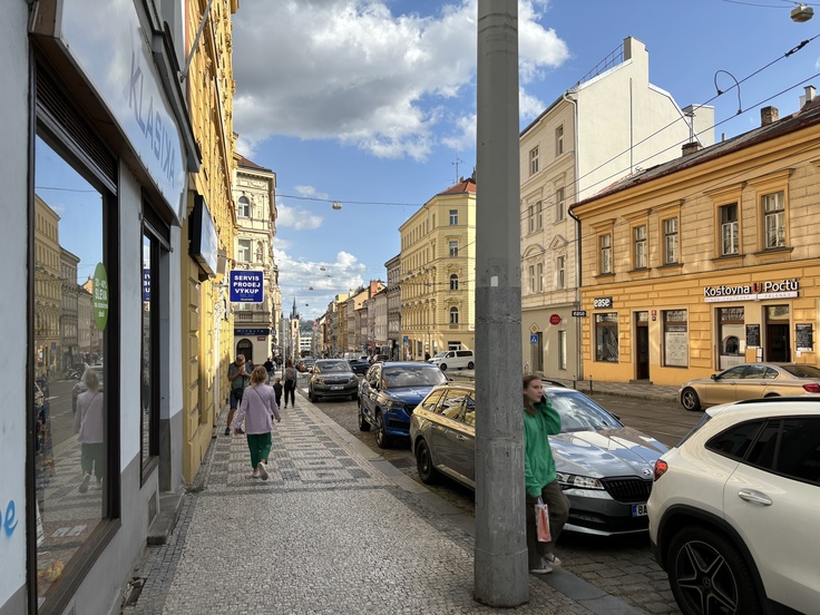 Apple iPhone 15 Plus