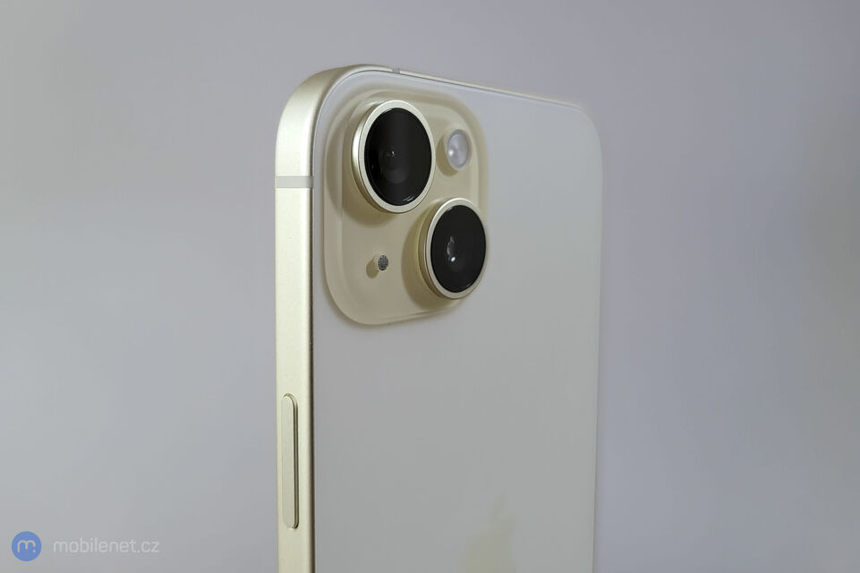 Apple iPhone 15 Plus