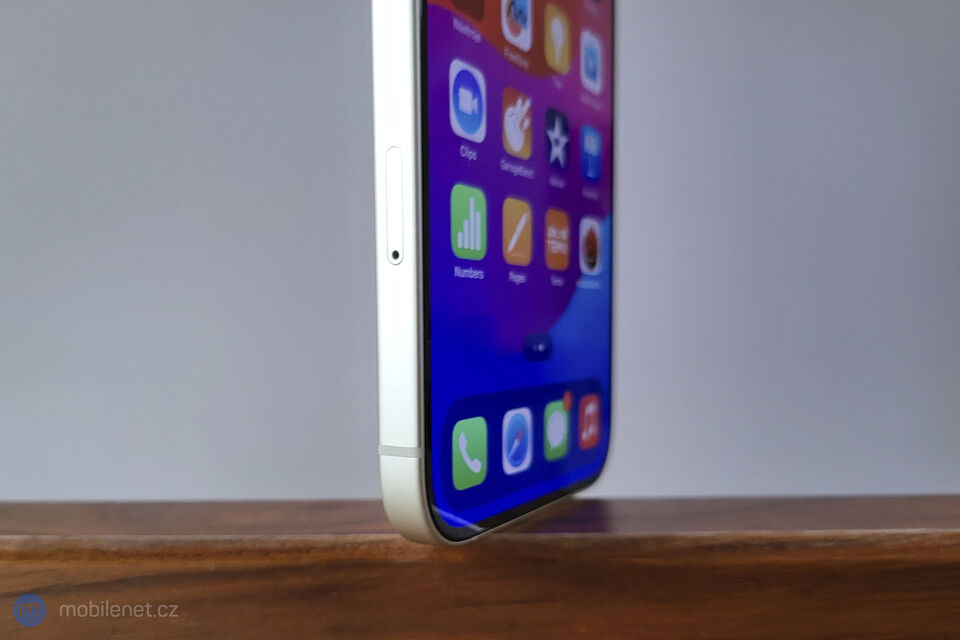 Apple iPhone 15 Plus