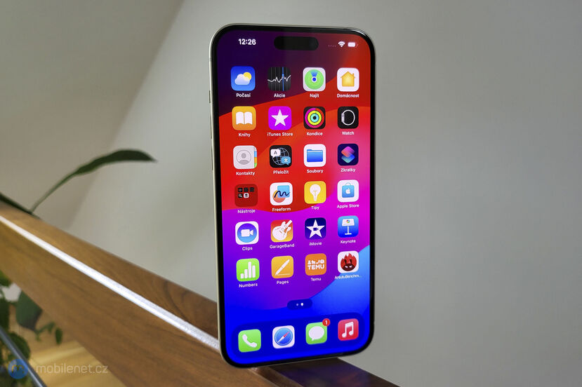 Apple iPhone 15 Plus