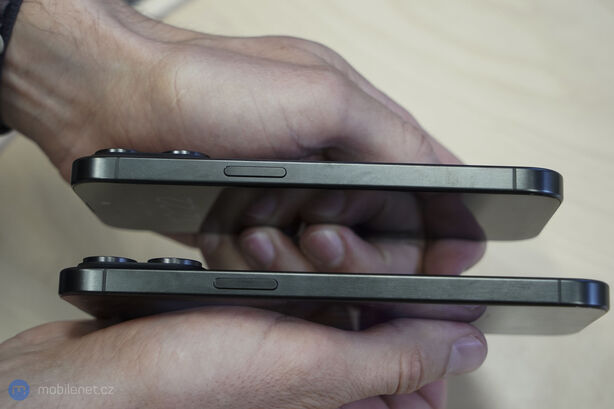 Apple iPhone 15 Pro Max a Apple iPhone 15 Pro