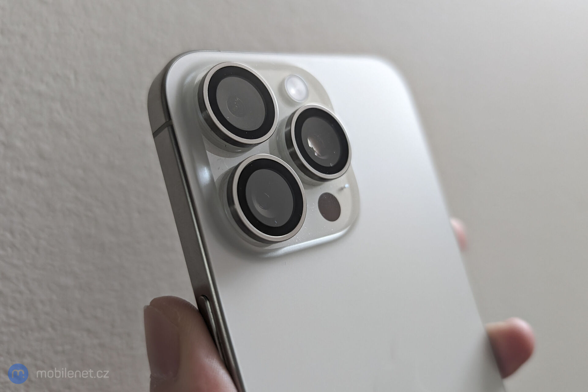 Apple iPhone 15 Pro Max s kroužky HoOps Titanium