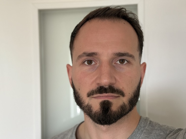 Apple iPhone 16 Pro Max