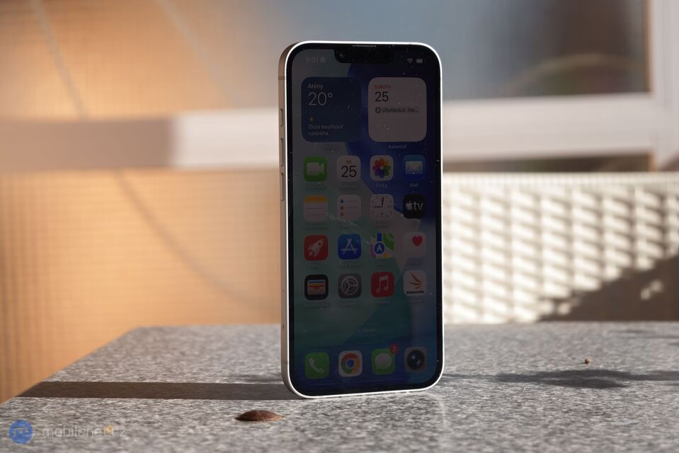 Apple iPhone 17e