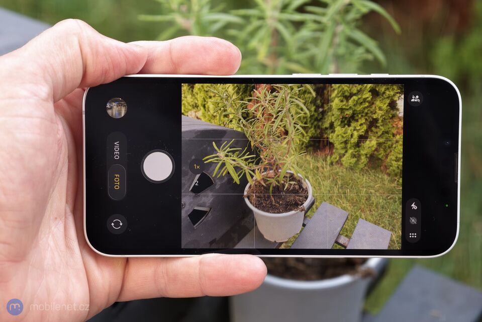 Apple iPhone 17e