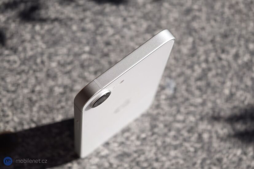 Apple iPhone 17e